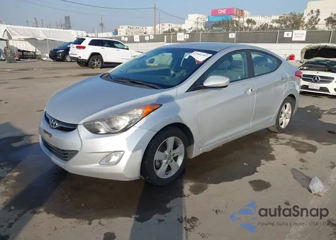 2013 Hyundai Elantra Gls z USA, uszkodzony, nr VIN KMHDH4AE0DU016625